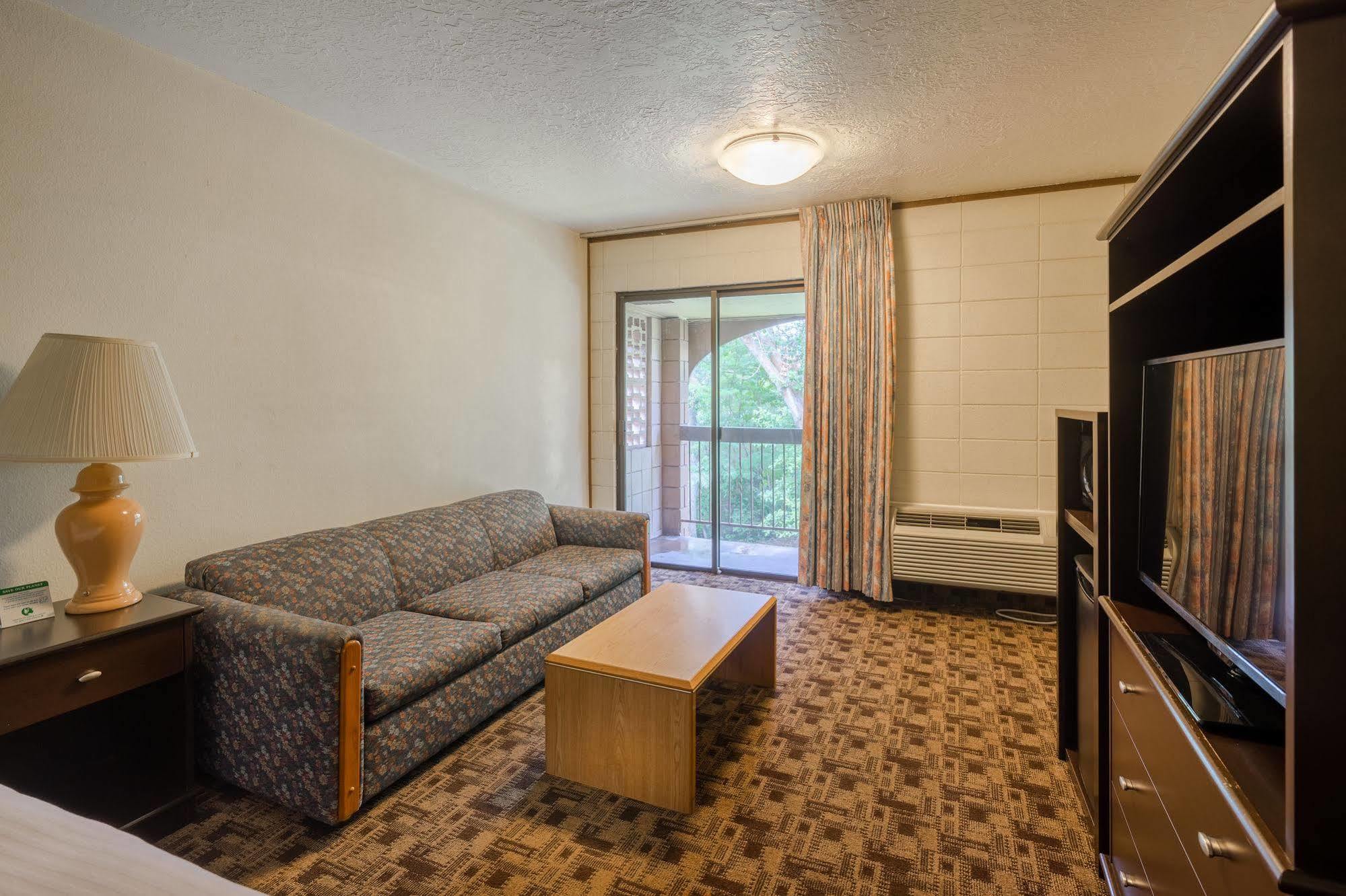 Cottonwood Suites Boise Riverside Downtown Exterior photo